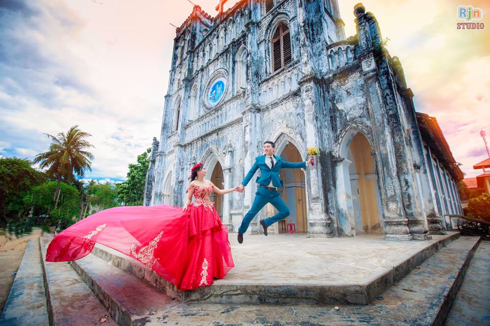 Chụp ảnh cưới ngoại cảnh Phú Yên ml